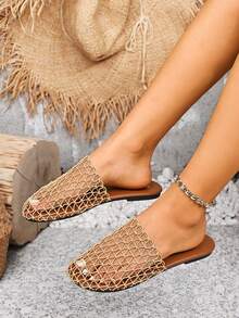 Sandal đế bằng thoải mái, khoét lỗ, hàng mới về dành cho nữ. - màu nâu - Xem 4