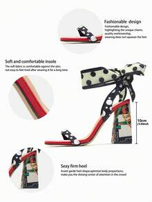 صنادل نسائية ذات كعب عالي، كعب سميك مربع الأصبع مطبوع بطراز زهري رجعي بألوان متباينة، أنيقة بحزام الكاحل وربطة شريط أنيقة، صنادل شاطئية باللون الأحمر، مناسبة لحفلات الربيع/الصيف والأحداث الخارجية