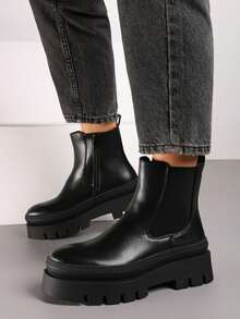 Women's Chunky Platform Chelsea Boots - Casual Winter - Black - View 2