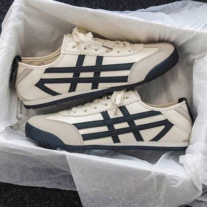 Sneaker (Zungendesign zufällig, blaue Ferse zufällig) Neue Paar Schuhe Hochwertiger Pendler Minimalistische Mode Nische Flache Lässig Schuhe (Schnürlochanzahl zufällig)