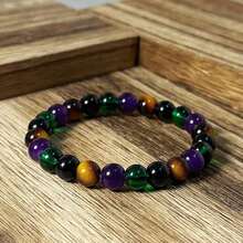 招财手链，手工编织，虎眼石及其他天然宝石，寓意招财纳福。适合日常佩戴，亦可作为节日礼物。 - 多色 - 查看 7