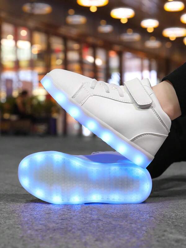 Spring/Autumn LED Light Up Shoes, Street Cool Sneakers, Glowing Shoes, Luminous Soles Running Shoes, Outdoor Sports Shoes For Teenagers, & Lightweight, Low-Top Round Toe, Flexible & Stable, Suitable For Indoor/Outdoor, All Seasons