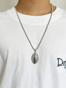 1 件时尚足球水钻装饰男士项链，适合日常佩戴