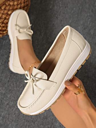 女士防滑休闲鞋，女士平底乐福鞋，舒适软底日常鞋，时尚实用的一脚蹬乐福鞋