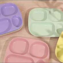 1 件 4 格盘子，防掉落分隔午餐盒，微波炉和洗碗机，轻质野餐托盘采用健康材料制成食物托盘炸薯条水果小吃托盘