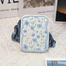 带梳子的折叠化妆镜，蝴蝶结装饰旅行紧凑型手持镜，用于修饰、返校、旅行度假必需品、女士发饰、刷子、发刷、边刷、刷头发、发梳、梳头发、顺发刷、球刷、迷你发刷、发刷套装、木梳、发刷梳子、理发师、美发工具、美发产品、发饰、刷子、光滑后刷、护发、发刷、刷头发、发梳、理发配件、梳头发、卷发刷、旅行、美发用品、顺发刷、球刷、迷你发刷、发饰、卷发产品、美发设备、配件、圣诞节、理发店、理发配件、发饰、美发、木梳、梳子、光滑后刷、发刷、边刷、刷头发、发梳、发刷套装、梳头发、迷你发刷子、顺发刷、美发产品、美发工具、美发用品、护发、卷发刷、理发器、理发配件、美发设备