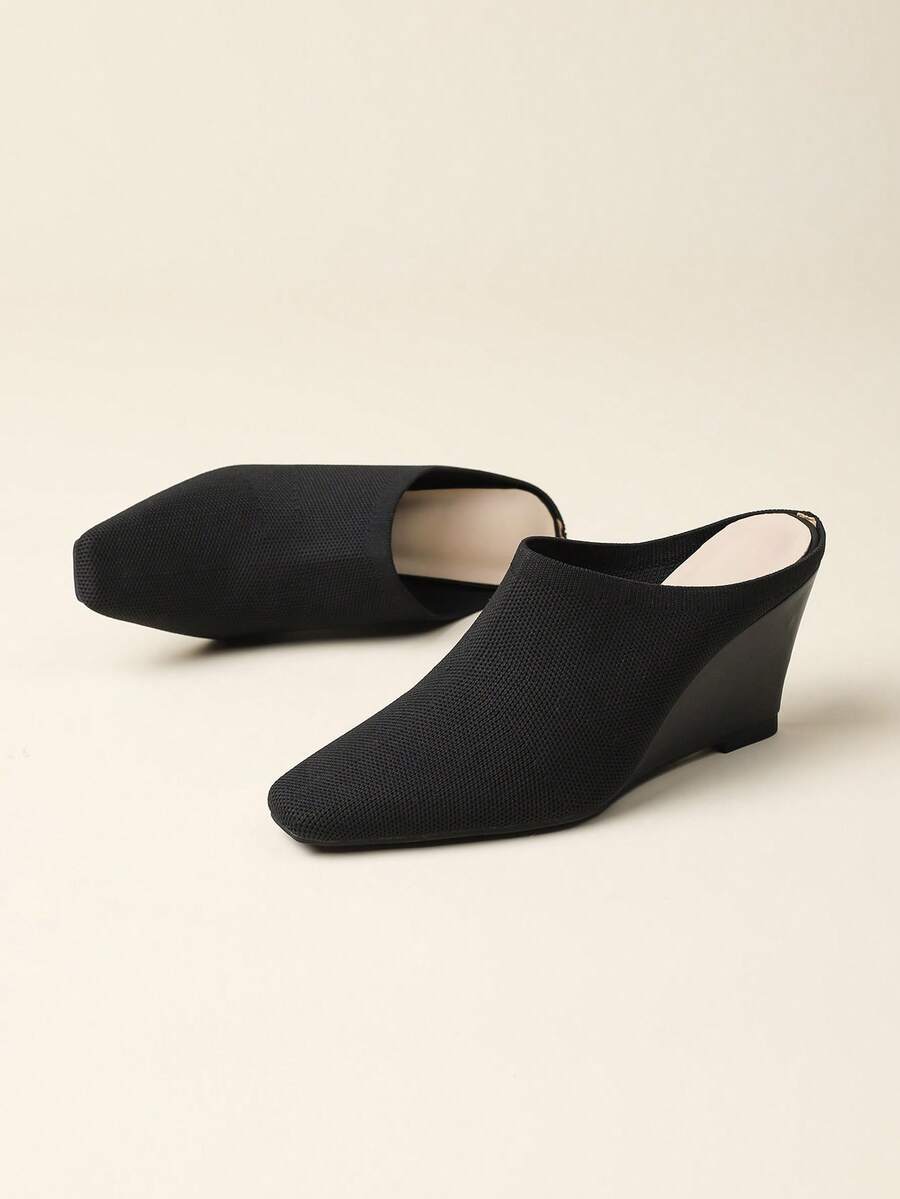 Damen High Heel Schuhe, elegante High Heel Schuhe mit luxuriösem Stil. Slip-On Sommer Damenschuhe. Schwarze Stoff Plateau Damenschuhe. Süßes Reisegeschenk, elegante Damenschuhe geeignet für Strand, Lässig Urlaub, modischer Stil für Urlaubsreisen. Neueste Mode geschlossene Zehenmule Schuhe, quadratische Zehenkappe europäischer und amerikanischer Stil Keilabsatz Slip-On Mule Schuhe, modisch und vielseitig für den täglichen Gebrauch Mule Absätze - Schwarz - Übersicht 1