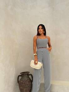 Moda Feminina| Estilo Casual| Calça Pantalona| TopAmarração| ConjuntoEstiloso| TendênciaVerão| ConjuntoListrado - Preto e Branco - Visão 2