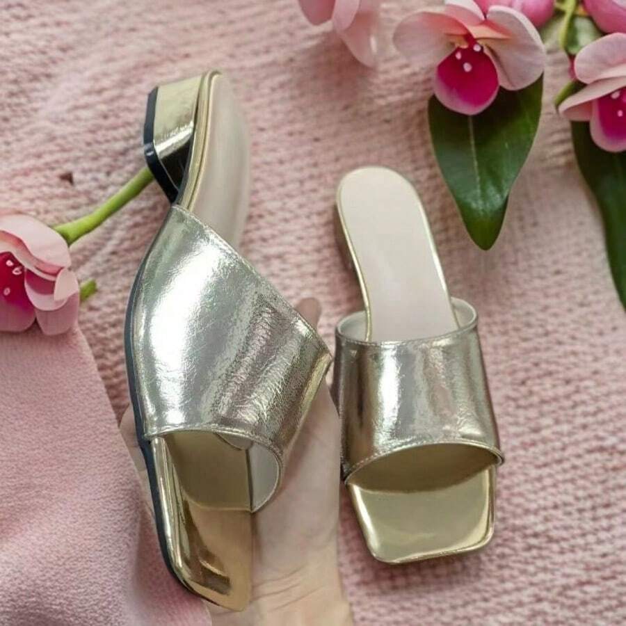 Letnie, eleganckie, modne, seksowne, kwadratowe noski, grube obcasy, wsuwane, damskie buty w dużych rozmiarach, odpowiednie na imprezy i spotkania, uniwersalne do każdej stylizacji, niezbędne na zakupy i dojazdy do pracy