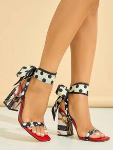 صنادل نسائية ذات كعب عالي، كعب سميك مربع الأصبع مطبوع بطراز زهري رجعي بألوان متباينة، أنيقة بحزام الكاحل وربطة شريط أنيقة، صنادل شاطئية باللون الأحمر، مناسبة لحفلات الربيع/الصيف والأحداث الخارجية