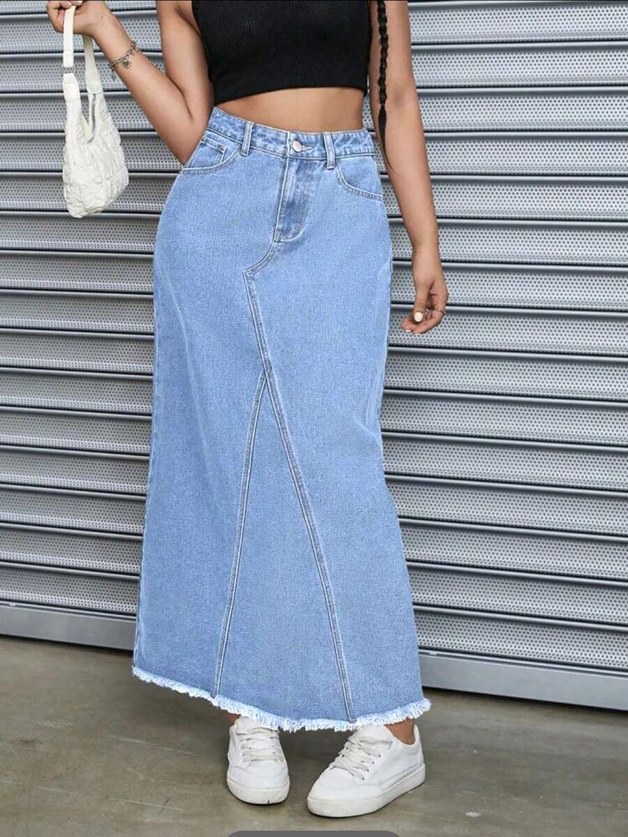 女式修身中长款无弹力牛仔裙，开叉下摆细节和口袋设计 - 适合春、夏、秋、冬的休闲中长款牛仔裙 - 淺色水洗藍 - 查看 1