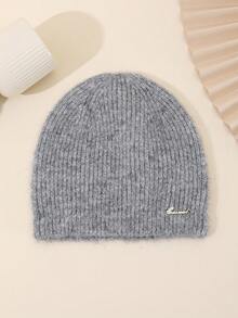 1 件纯色金属装饰花卉图案休闲羊毛混纺柔软针织帽，复古厚实质地，柔软蓬松，适合送礼和日常穿着，秋冬