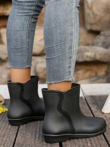 时尚可爱女士雨靴，韩版户外防水防滑软底舒适雨鞋 - 黑色 - 查看 9