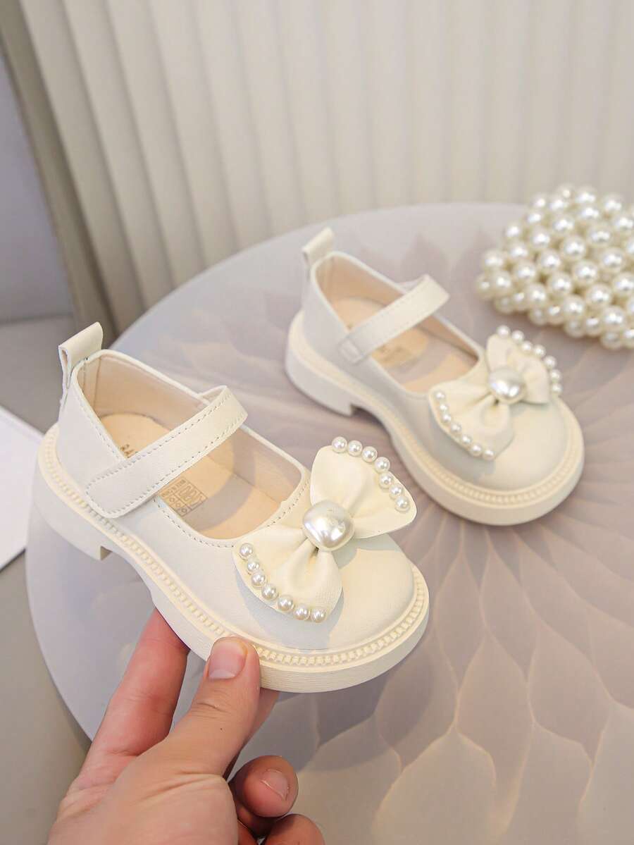 1 双婴儿平底鞋、儿童乐福鞋、舞鞋，带珍珠蝴蝶结和钩环，舒适休闲 - 米色 - 查看 1