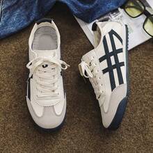 أحذية رياضية (نمط اللسان عشوائي، بطانة زرقاء عند الكعب عشوائية) أحذية جديدة للأزواج ذات قيمة عالية للتنقل، أحذية كاجوال مبسطة وأنيقة (عدد ثقوب الرباط عشوائي)