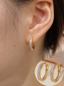 一对简约方晶锆石环形耳环，适合女性日常通勤和约会 - W17374 - 查看 14