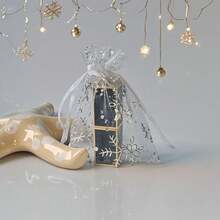 10/50PCSSnowflake Multi-Color Osa Bags, Gift Packaging Bags, Gift Bags, Home And Daily Necessities, Festival And Party Supplies, Wedding Supplies, Table Gift Decoration Packaging, Nylon Bags, Jewelry And Accessory Packaging, Gift Hanging Bags - White Hot Silver - View 3