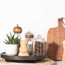 Plateau décoratif rond en bois, organisateur de comptoir de salle de bain, décoration de cuisine de style ferme. Rehausseur en bois pour savonnière, parfum, bougie, éponge - Multicolore - Voir 6