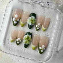 10 PCS Handmade 2025 Press - On Nails | GreenBlossom With Acrylic Flower Embellishments - 薄荷綠 - 查看 1