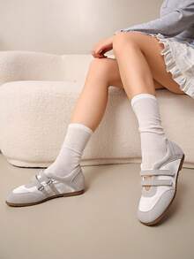 2025新款夏季女式红色魔术贴运动鞋，真皮透气软底鞋【尺码偏小，请参考尺码表】，芭蕾平底鞋