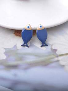 6 قطع سحر أسماك صغيرة ملونة من النحاس مطلي بالمينا على الوجهين للأقراط والقلائد وصناعة المجوهرات والديكور