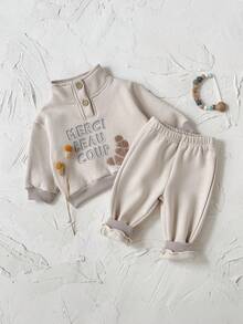 2 件套男婴休闲字母标语印花和刺绣长袖立领羊毛运动衫和裤子，秋冬 - 杏色 - 查看 8