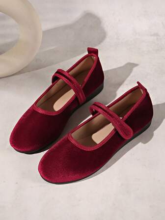 Women's Solid Color Round Toe Flat Shoes, Slip-On Lightweight Flat Soft Bottom Ballet Flats, Everyday Shoes, Classic & Timeless