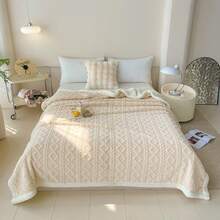 1 pieza Manta reversible para cama y sofá - Manta acolchada con patrón geométrico de diamantes para todas las estaciones, lavable a máquina, manta suave y negra para cama, sofá o decoración del hogar, manta para sofá, artículo de confort versátil, patrón texturizado, textil de alta calidad