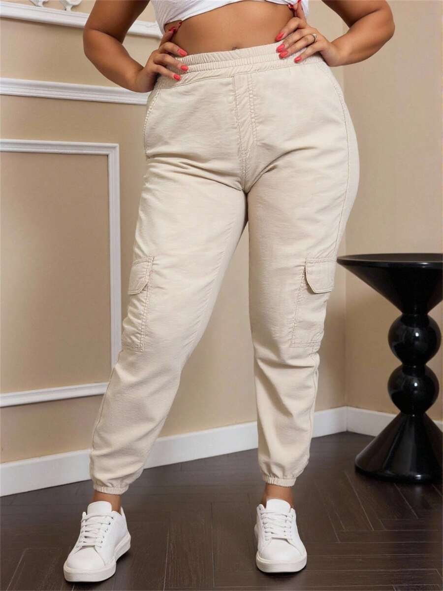 Pantalones cargo plus mujer dama bolsillos diseño elegante ajuste cómodo estilo moderno figura estilizada ideal salidas casuales look sofisticado material flexible duradero adaptable tela rica - Crema - Ver 1
