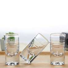 Bicchiere da liquore di lusso da 15ml/30ml/80ml/120ml, bicchiere da vino con fondo spesso e raffinato, tazza di vodka trasparente, bicchiere da vino di alta qualità per bar e uso internazionale