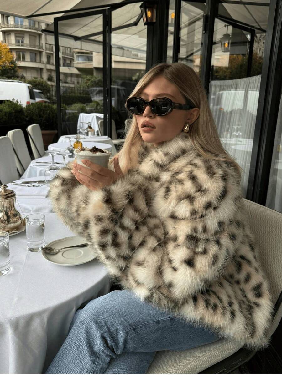 Women's Faux Fur Leopard Print Coat, Elegant And Sexy Outerwear With High-End Vibe, Autumn/Winter - Multicolor - View 1