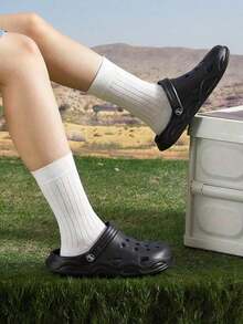 Sandali alla moda e traspiranti, nuove scarpe da esterno per uomo con fori, suola morbida e chiusura, sandali unisex da giardino e da spiaggia