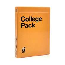 Jogos de Natal Cartas Contra: Pacote de Nostalgia dos Anos 90, Pacote de Orgulho, Pacote Universitário, Pacote de Catástrofe Climática, Pacote do Pai, Pacote de Cartões de Imagem 1,2,3, Pacote de Ficção Científica, Pacote de Guerras Culturais, Pacote da World Wide Web, Pacote Geek, Pacote Assustador, Pacote de Fantasia • Mini Expansão Jogos de Festa de Natal Criativa Cartas