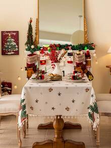 1 szt. świąteczny obrus, czerwony, zielony, biały, wzór choinki, beżowa koronka, zmywalny, dekoracja domu, obrus imprezowy, odpowiedni do kuchni, jadalni, spotkań towarzyskich, kolacji, przyjęć świątecznych, dekoracji noworocznych, artykułów świątecznych, prezentów, dekoracji jesiennych, wesołych świąt