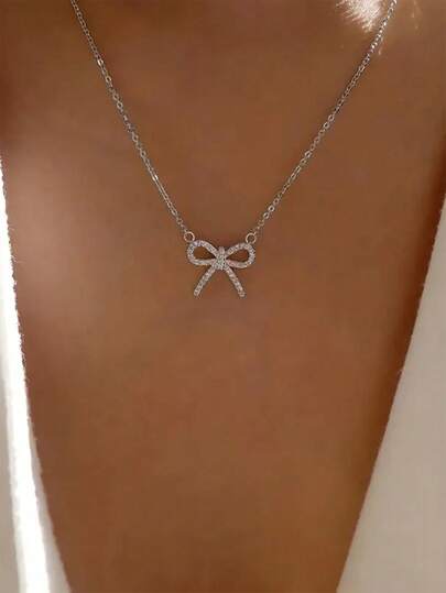 1pc Shiny Bow Necklace For Women 2025, Versatile Day To Night Jewelry, Perfect For Office/School/Date | Simple Yet Elegant Gift