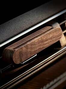 木质车载香薰出风口夹，实心胡桃木香薰器，带 4 个可互换香棒，天然木质车载空气清新剂，持久留香，适用于汽车、办公室、家居，是送给男士、父亲、司机的绝佳礼物，汽车生活配件 - 彩色 - 查看 4