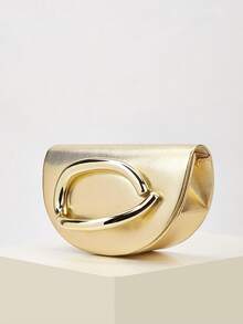 这款迷人的大容量晚宴手拿包采用闪亮的链条肩带和时尚的翻盖设计，并以奢华的人造皮革材质打造，是婚礼和派对的理想之选。这款女士链条单肩斜挎包适合青少年、大学生、年轻职业人士和上班族，是派对、婚礼、晚宴和正式场合的完美之选。它可以与女士晚礼服、派对配饰、亮片连衣裙、闪亮连衣裙和优雅连衣裙完美搭配。 - 金色 - 查看 3