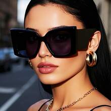 1 Piece Elegant Lion & Flower Eyewear Classic Stylish Design Fine Craft Comfortable Fit Exquisite Lightweight Durable Versatile Fashion Accessory 2026 Mother's Day Best Mom Sentimental Heartfelt Unique Thank You Mom Surprise Gift For Women Mother Grandma Aunt Friends Colleagues Perfect For Daily Casual Formal Wear - màu đen - Xem 3