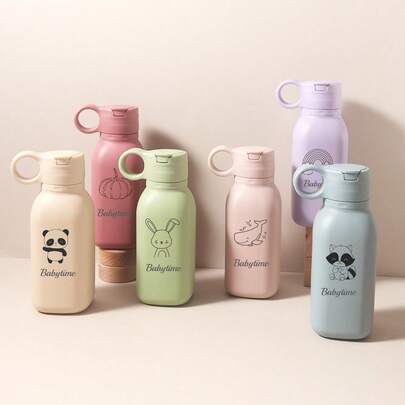 Pai pentru bebeluși cu model personalizat de nume, 450 ml | Sticlă de apă personalizată din silicon cu capac rabatabil | Cană sport portabilă pentru copii mici | Cadou drăguț pentru fiică/fiu | Veselă personalizată pentru bebeluși, Multifuncțională, Decorativă, Cu litere, La modă, Modernă, Colorată, Adorabilă, Casual, Personalizată, Unică, Cadou ideal pentru el/ea, Special de Halloween, Modă pentru întoarcerea la școală, Cadou de Ziua Mamei