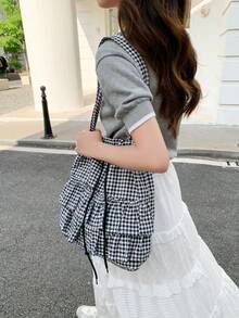 حقيبة يد أنيقة مزينة بالكشكشة، حقيبة كتف نسائية كبيرة ذات طراز رائع موضة 2025، سعة كبيرة