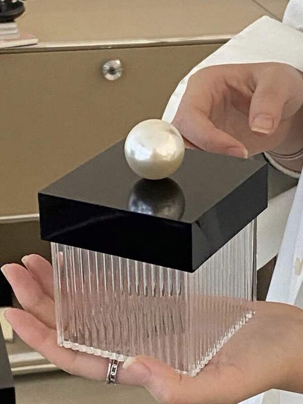 1 pezzo Scatola portaoggetti in acrilico creativa e minimalista con palline rosse e perle finte, per cotton fioc da trucco, box regalo a righe trasparente per stuzzicadenti, decorazione per scrivania per Natale e San Valentino