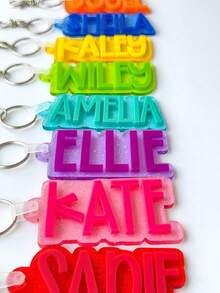 Thẻ tên móc khóa ba lô tùy chỉnh, Móc khóa tên Acrylic cá nhân hóa, Thẻ tên Acrylic tùy chỉnh, Thời trang, Nhiều màu sắc, Dễ thương, Đơn giản, Kawaii, Quà tặng tùy chỉnh độc đáo, Thích hợp làm quà tặng Giáng sinh, Quà tặng ngày lễ tình nhân, Quà tặng sinh nhật tùy chỉnh tự làm, Quà tặng kỷ niệm, Quà tặng cặp đôi, Quà tặng Ngày của Mẹ, Quà tặng đám cưới, Quà tặng phù dâu, Quà tặng tiệc tùng, Quà tặng năm mới, Quà tặng bạn thân - Nhiều màu - Xem 7