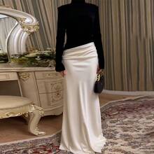 Frühling Neue europäische und amerikanische Stil Samt Langarm Bodycon Midi Kleid Elegantes und schickes Kleid