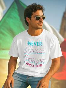 Maglietta Uomo NEVER UNDERESTIMATE A WOMAN WITH A PRAYER AND A PLAN T Shirt Moda Casual Regalo Originale Stile Unico  Qualità Comoda Idea Regalo Donna Offerta Esclusiva