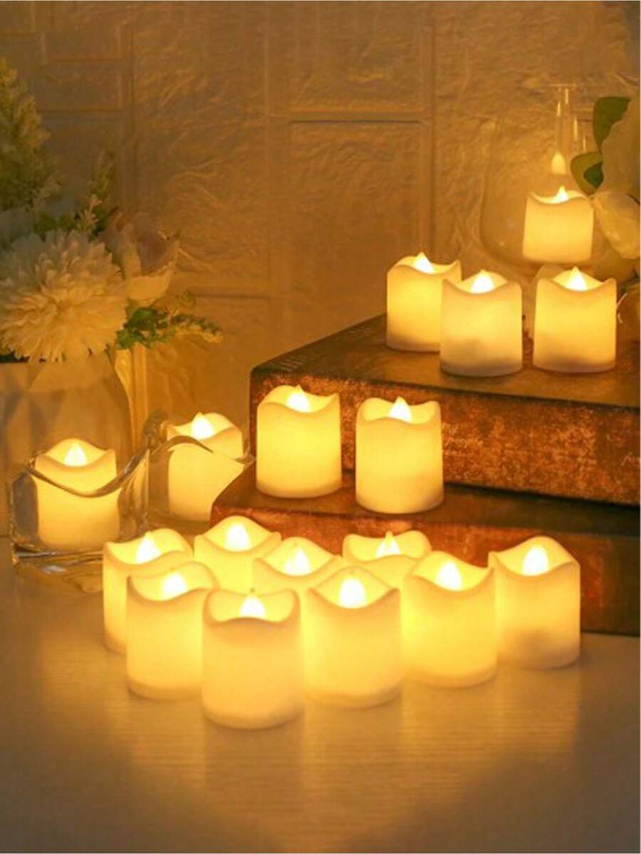 24PCS Warm Color Flame Free Candle Battery Powered LED Tea Light Fake Candle Warm White Wedding Table Christmas Scene Decoration, Romantic Candlelight Dinner On Valentine's Day,Christmas Decorations