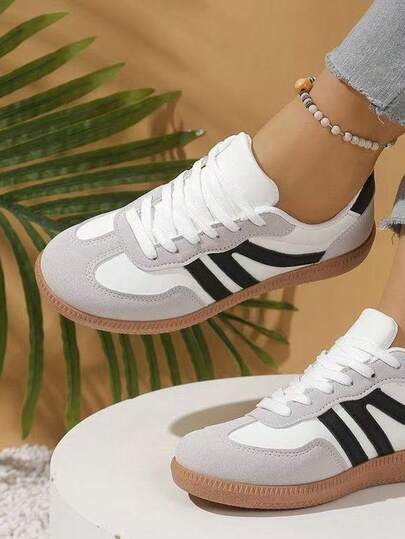 Tênis Color Block - Tênis Casual Color Block - Cadarço, Leve, Sola Macia - Caminhada, Patinação, Uso Diário - Feminino - Confortável, Moderno, Versátil - Entre no Estilo e no Conforto