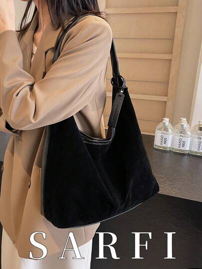 1. Mångsidig ny axelväska i mocka för höst/vinter\N2. Modern minimalistisk handväska med folielogotypdekor\N3. Premium mångsidig och lätt axelväska, lämplig för universitetsstudenters dagliga pendling och shopping, lätt och bärbar