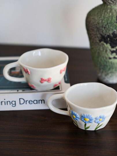 1 كوب سيراميك ثلاثي الأبعاد مزخرف، بنمط الفراشة والزهور، جسم كوب غير متماثل، كوب مكتبي وكاجوال، كوب إفطار منزلي، إناء شاي عصري أنيق، أدوات خزفية عملية