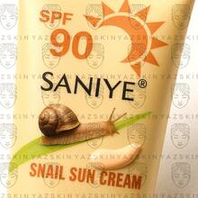 Crema Solar SANIYE con Baba de Caracol – SPF 90-Protege, hidrata y perfecciona tu piel con esta crema solar todo-en-uno. Textura ligera y alto poder regenerativo. - Beis - Ver 3