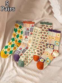 5 双复古风格中筒袜，采用格子和花卉印花等复古元素，适合日常穿着或打造复古造型 - 彩色 - 查看 2